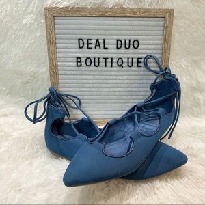 GAP Blue suede lace-up flats size 9